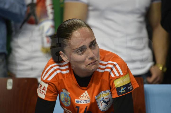 Silvia Navarro n-a reuşit să depăşească momentul greu după eliminarea din semifinalele Ligii: "Mă trezesc plângând, am şi acum coşmaruri"