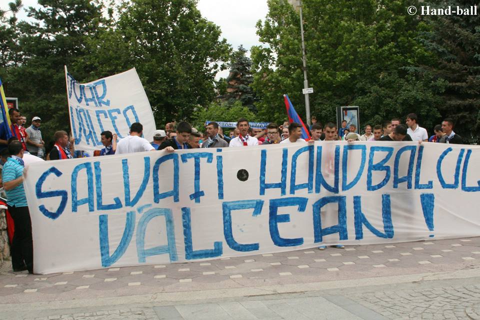 Miting la Ramnicu Valcea pentru salvarea Oltchimului