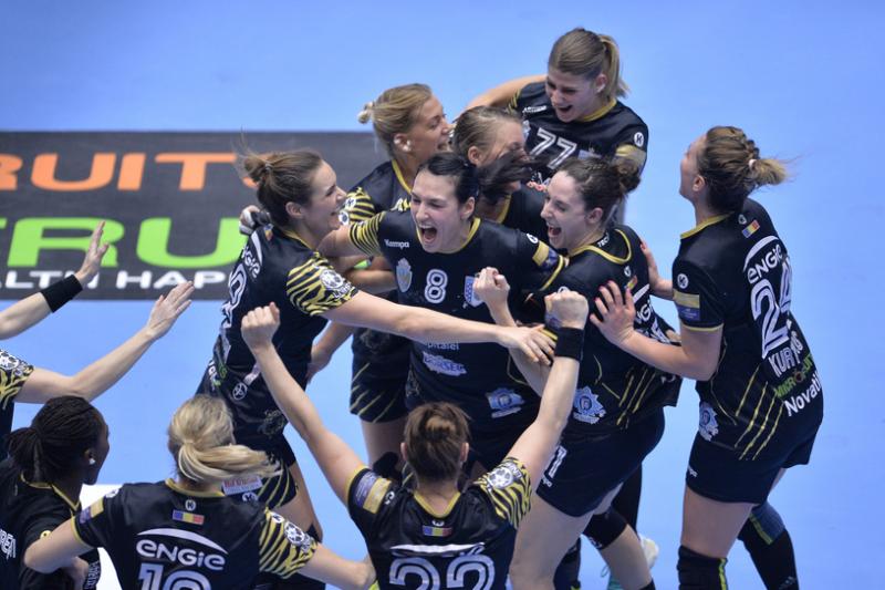 CSM Bucureşti a câştigat al patrulea titlu consecutiv la handbal feminin